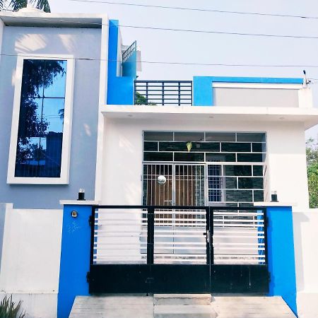 Villa Blossom, Near Serenity Beach 퐁디셰리 외부 사진