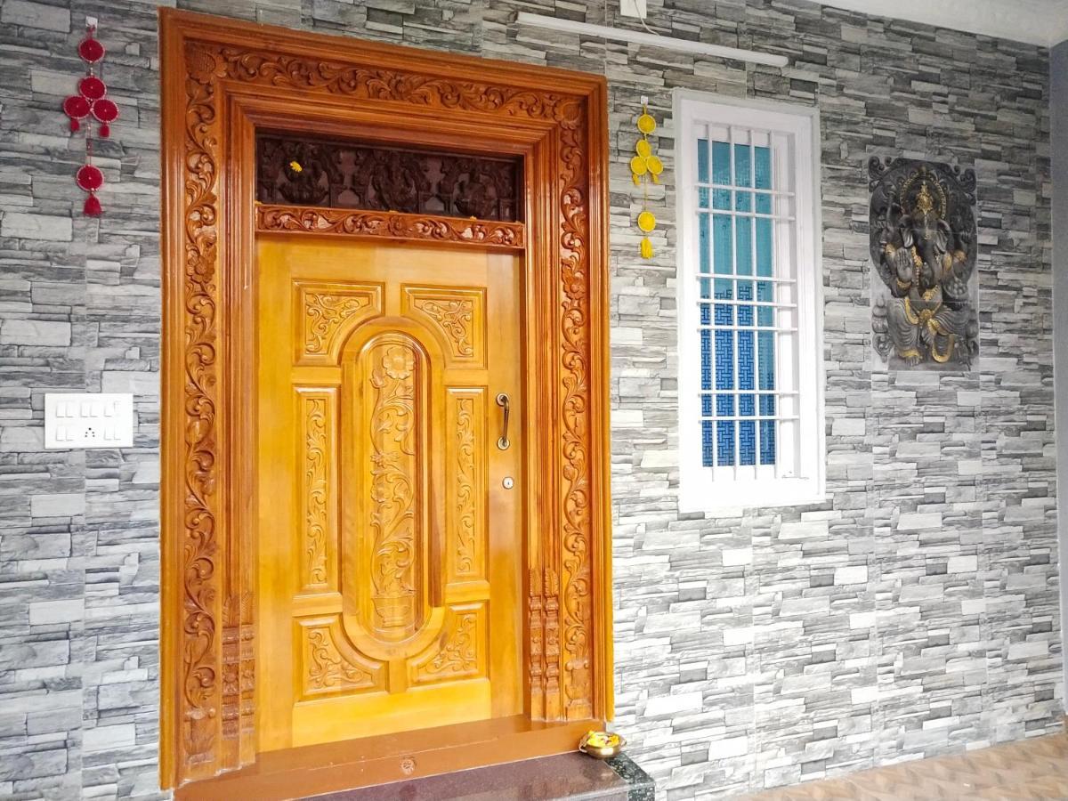 Villa Blossom, Near Serenity Beach 퐁디셰리 외부 사진